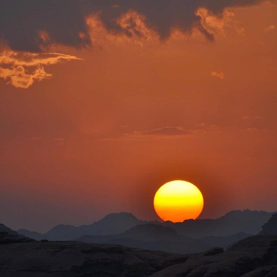 Moon City With Sunset Tour Wadi Rum Bagian luar foto